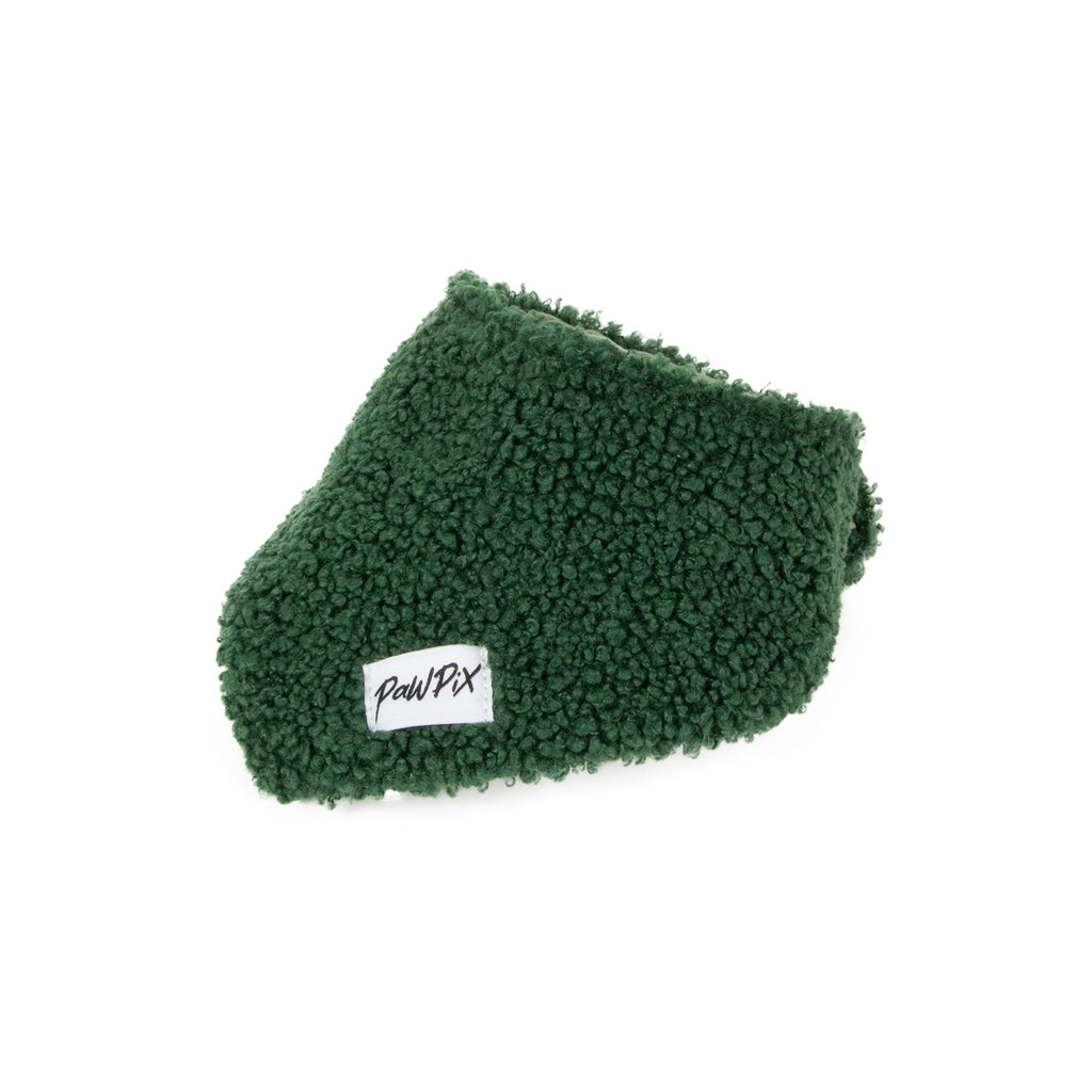 Vue de semi face du bandana Tinsel en sherpa vert . Taille petit pour chat. Intérieur en tissu coton Oeko Tex