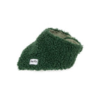 Vue 3/4 du bandana Tinsel en sherpa vert . Taille petit pour chien. Intérieur en tissu coton Oeko Tex