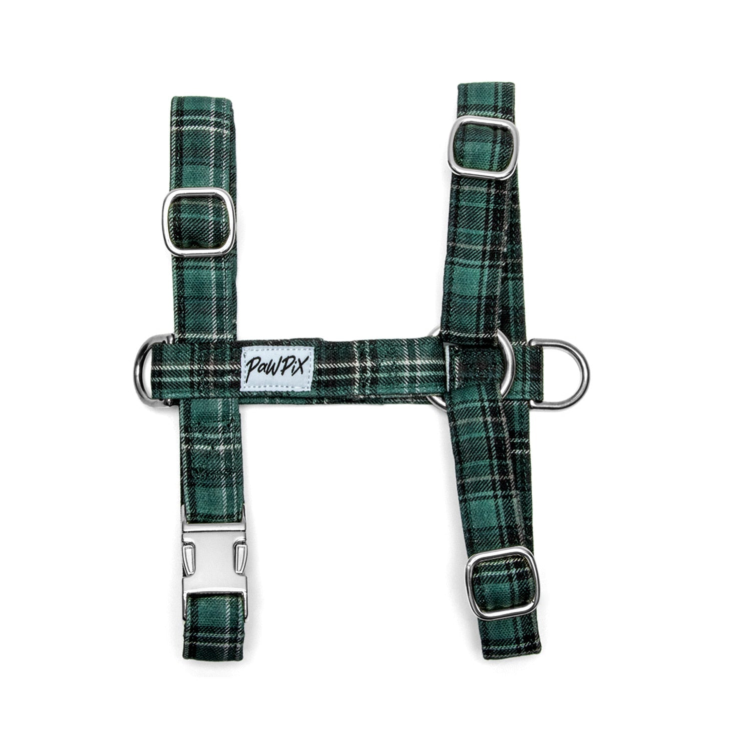 Harnais en H Nessie : Motif rayé tartan vert écossais. Le harnais comporte une boucle anti-traction pour les chiens les plus fougueux. Les boucles du harnais sont argentés