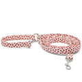 Laisse multiposition pour chien My Valentine de Pawpix et son motif cœurs rouges. La laisse à des boucles couleur argent