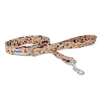 Laisse pour chien Pawpino de Pawpix. Vue d'ensemble. Motif tacheté terrazzo rosé avec déclinaison de marron et avec un mousqueton argenté