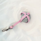 Porte balle PawPix couleur lavande posé dans le sable 